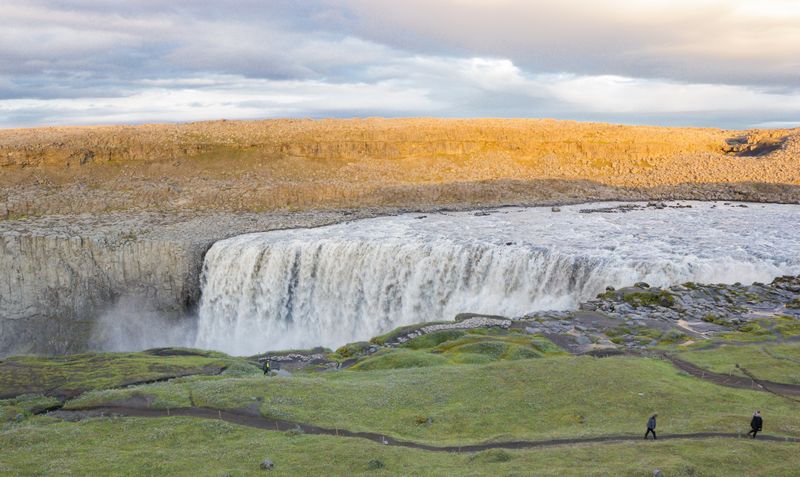 Islandia 2015: Cataratas, volcanes, cráteres y glaciares en campervan - Blogs de Islandia - Día 7: De Seydisfjördur a Mývatn pasando por Dettifoss y más auroras (20)
