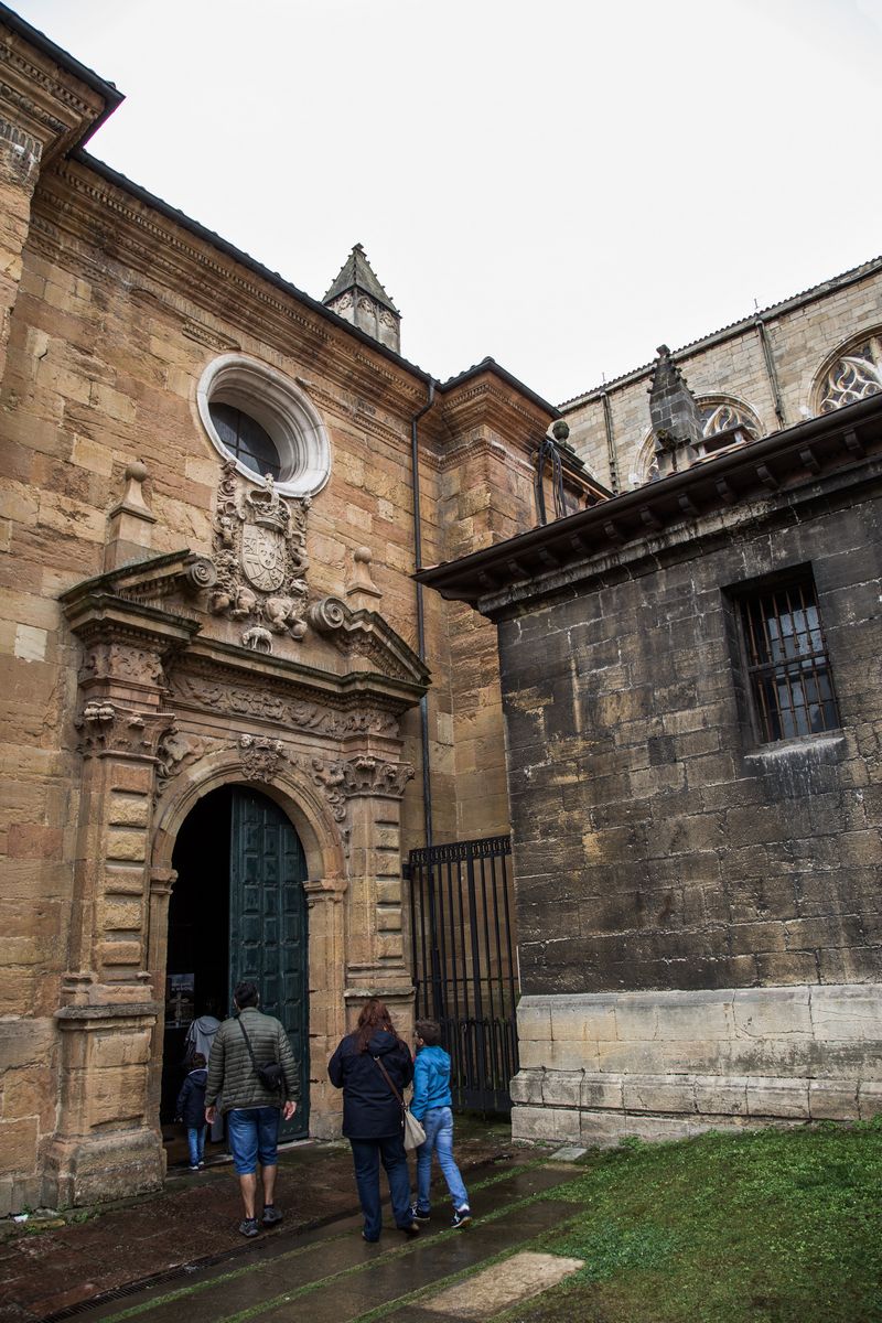 Día 4: Oviedo - Monumentos prerrománicos, Casco histórico - La verde Asturias (19)